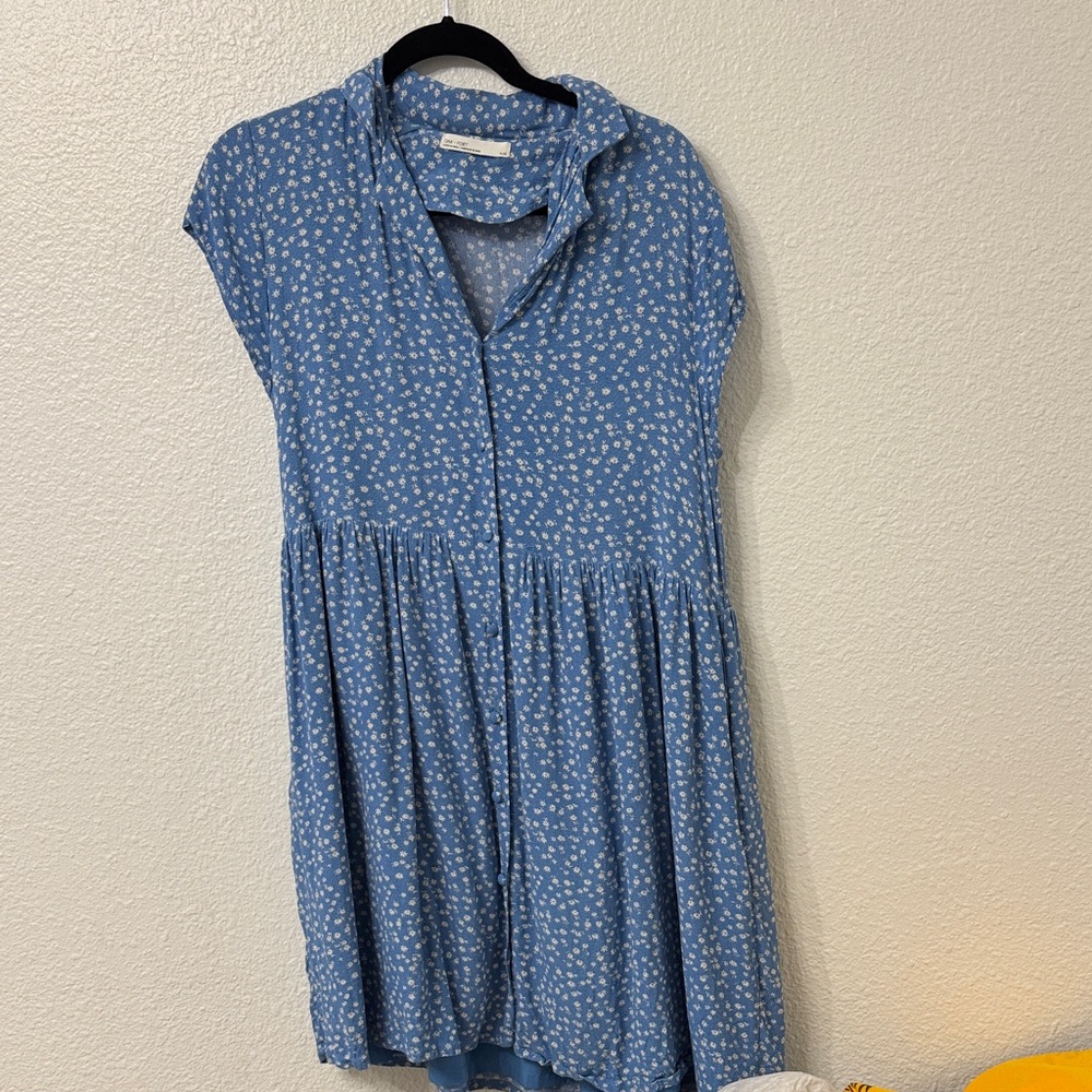 Oak & fort dress size medium